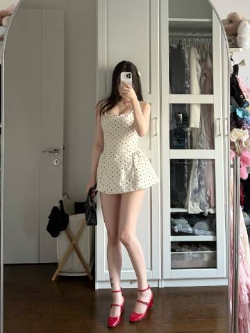 005AP1hNgy1i2e3618f64j30u014047w.jpg