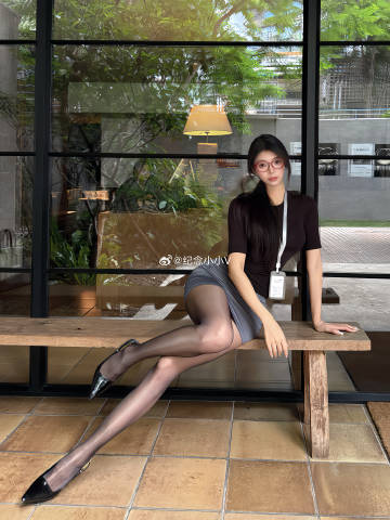 0061JmXDgy1i29dn74lahj32yo3y8x6z.jpg