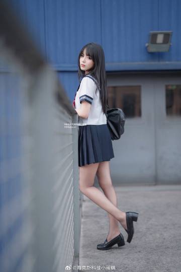 0067iEVdgy1i2hc5nk3t8j30u019078m.jpg