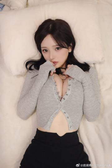 007rulHAgy1i2ilqdacbzj311y1kw0zp.jpg