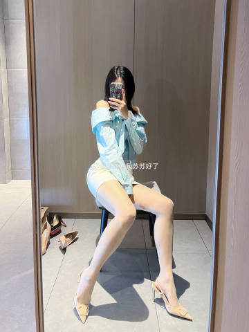 008sM9vMly1i2h78zeg70j321m2q57wj.jpg